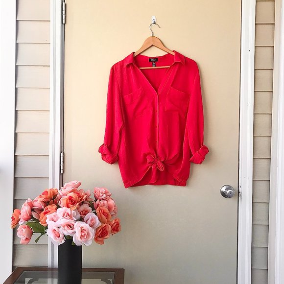 Jones New York Tops - -JONES NEW YORK Pink Tie Up & Button Up Top